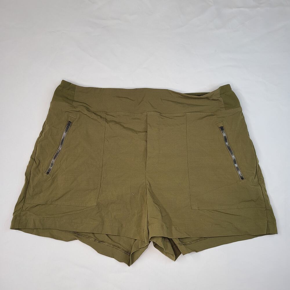 Athleta Trekkie North Shorts Olive green Mid-Rise Stretch Athleisure Sports 14